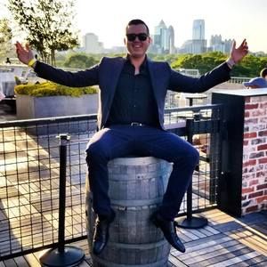 Meet your Posher, Eric